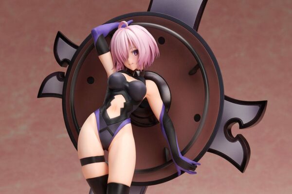 Descubre el apasionante mundo de Estatua FGO Shielder Mash Kyrielight 31cm.