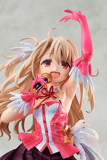 Figura Illyasviel von Einzbern 21cm