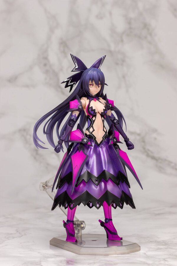 Descubre el apasionante mundo de Figura Date A Live Tohka Yatogami 13 cm.