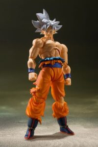 Descubre el apasionante mundo de Figura SH Figuarts Goku Ultra Instinct.