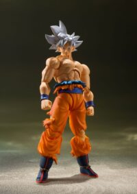 Descubre el apasionante mundo de Figura SH Figuarts Goku Ultra Instinct.
