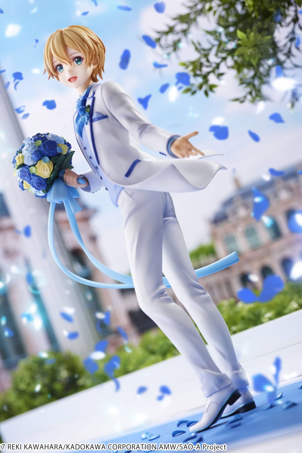 Estatua Eugeo White Suit