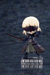 Descubre el apasionante mundo de Figura Fate Grand Order Saber Alter Casual.