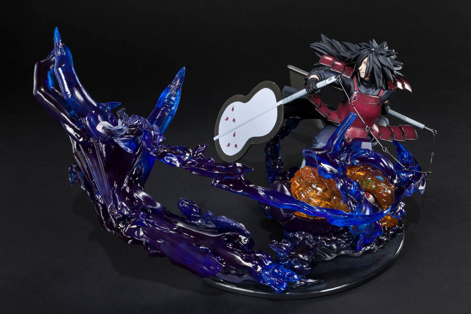 Descubre el apasionante mundo de Naruto Shippuden FiguartsZERO Uchiha Madara Isou Susanoo.