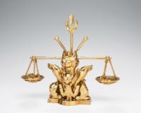 Descubre el apasionante mundo de Figuras Saint Seiya Myth Cloth EX Libra Dohko.