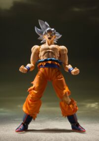 Descubre el apasionante mundo de Figura SH Figuarts Goku Ultra Instinct.