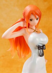 Descubre el apasionante mundo de One Piece Figura FiguartsZERO Nami 14 cm.