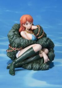 Descubre el apasionante mundo de One Piece Figura FiguartsZERO Nami 20th Anniversary 8 cm.