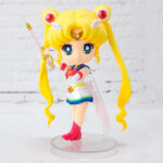 Descubre el apasionante mundo de Figura articulada Super Sailor Moon Sailor Moon Eternal 9cm.