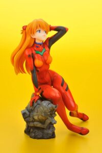 Descubre el apasionante mundo de Estatua Asuka Langley Shikinami 22cm.