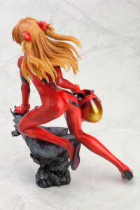Descubre el apasionante mundo de Estatua Asuka Langley Q Plug Suit.