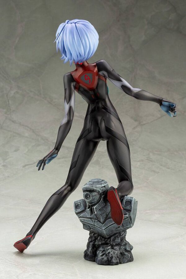 Descubre el apasionante mundo de Estatua You Can Not Redo Ayanami.