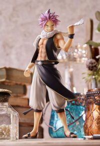 Descubre el apasionante mundo de Estatua Fairy Tail Natsu Dragneel 17cm.