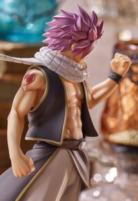 Descubre el apasionante mundo de Estatua Fairy Tail Natsu Dragneel 17cm.
