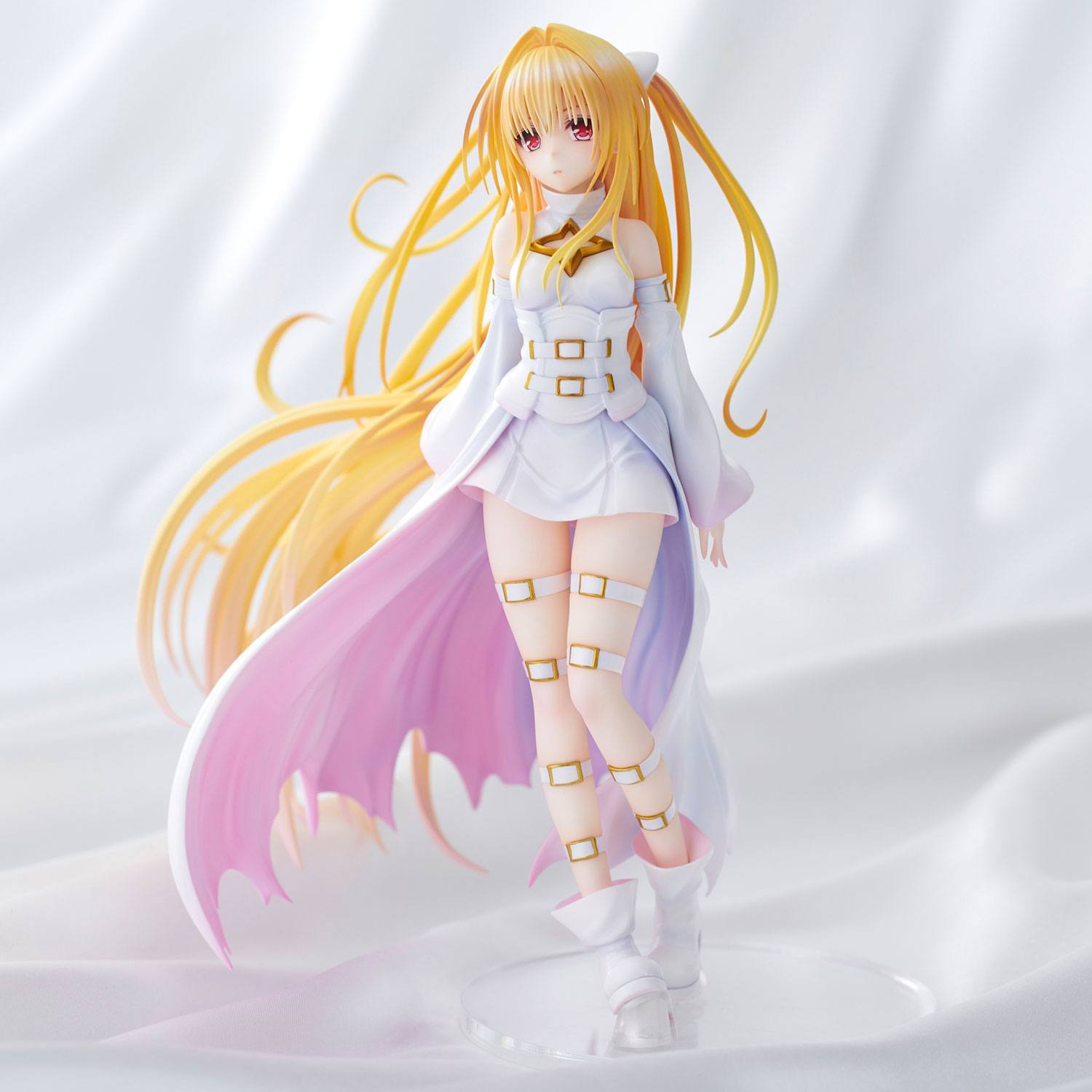 Descubre el apasionante mundo de Figura To Love-Ru Darkness Golden Darkness White.