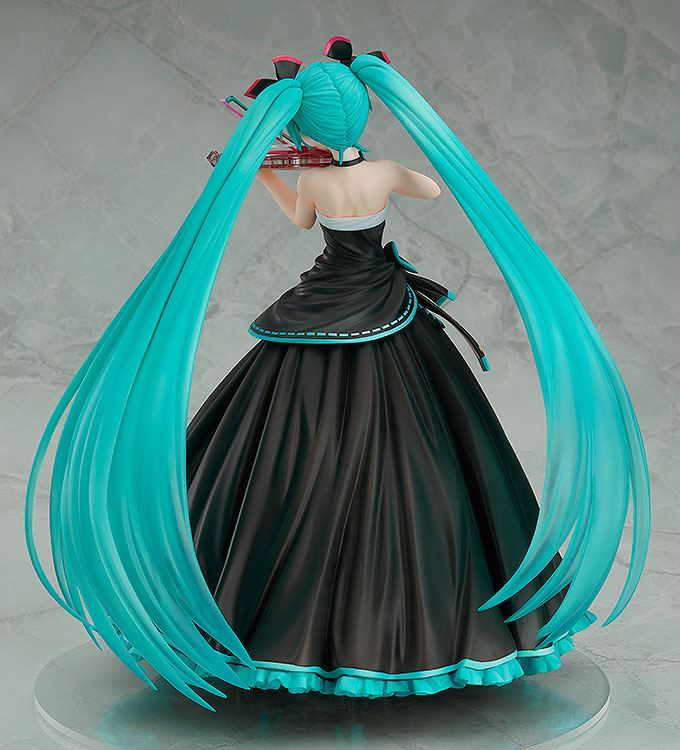 Descubre el apasionante mundo de Figura Character Vocal Series 01 Hatsune Miku Symphony.