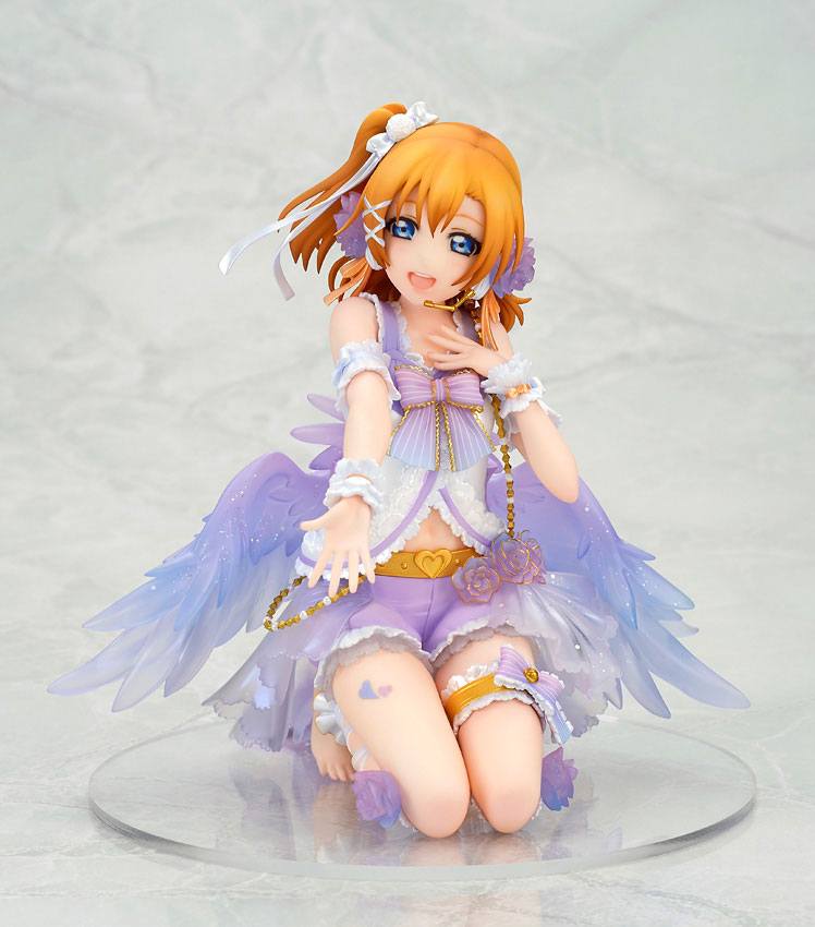 Descubre el apasionante mundo de Figura Honoka Kosaka Love Live!.