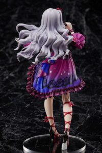 Descubre el apasionante mundo de Estatua Million Live Takane Shijou.