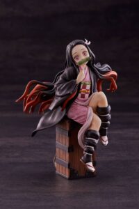 Descubre el apasionante mundo de Estatua Kimetsu no Yaiba Nezuko Kamado.