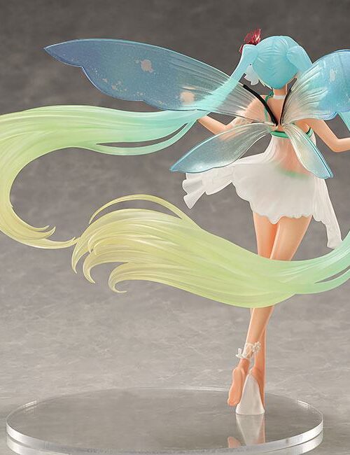 Descubre el apasionante mundo de Figura Vocaloid Racing Miku 2017 Thailand.