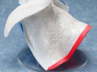 Descubre el apasionante mundo de Figura Rikka Takarada Shiromuku.