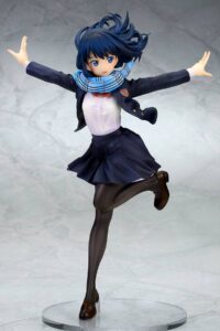 Descubre el apasionante mundo de Figura Rikka Takarada School Uniform.