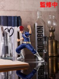 Descubre el apasionante mundo de Figura Shoto Todoroki Hero Costume.