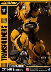 Descubre el apasionante mundo de Estatua Transformers Bumblebee 67 cm.