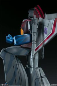 Descubre el apasionante mundo de Estatua Transformers Museum Scale Starscream G1 67 cm.