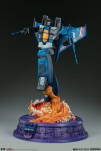 Descubre el apasionante mundo de Estatua Transformers Museum Scale Thundercracker G1 67 cm.