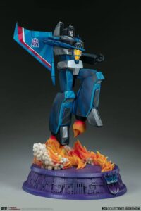 Descubre el apasionante mundo de Estatua Transformers Museum Scale Thundercracker G1 67 cm.