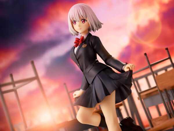 Descubre el apasionante mundo de Figura Akane Shinjo School Uniform.