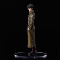 Descubre el apasionante mundo de Figura Ataque a los Titanes Levi Coat.