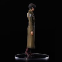 Descubre el apasionante mundo de Figura Ataque a los Titanes Levi Coat.