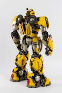 Descubre el apasionante mundo de Figura Bumblebee Premium Scale Bumblebee 35 cm.