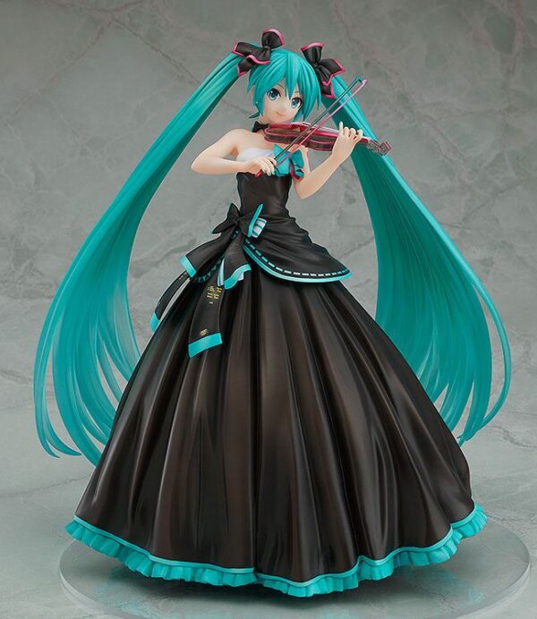 Descubre el apasionante mundo de Figura Character Vocal Series 01 Hatsune Miku Symphony.