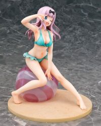 Descubre el apasionante mundo de Figura Chika Fujiwara Kaguya-sama Love is War.