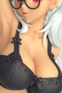 Descubre el apasionante mundo de Figura Evenicle 2 Charlotte.