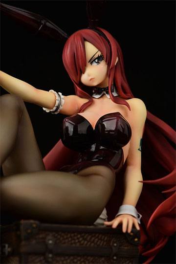 Estatua Erza Scarlet Bunny Girl 20cm