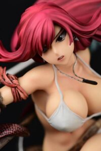 Descubre el apasionante mundo de Estatua Erza Scarlet the Knight.