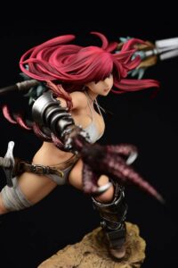 Descubre el apasionante mundo de Estatua Erza Scarlet the Knight.