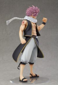 Descubre el apasionante mundo de Estatua Fairy Tail Natsu Dragneel 17cm.