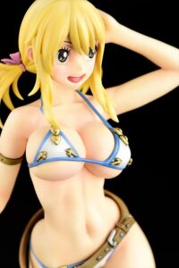 Descubre el apasionante mundo de Estatua Lucy Heartfilia Swimwear Gravure Style.