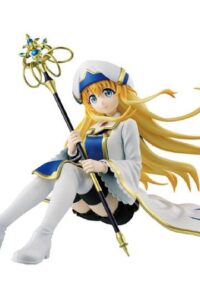 Descubre el apasionante mundo de Figura Goblin Slayer Priestess.