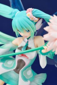 Descubre el apasionante mundo de Figura Hatsune Miku GT Project Racing Miku 2017.
