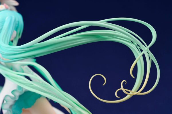 Descubre el apasionante mundo de Figura Hatsune Miku GT Project Racing Miku 2017.