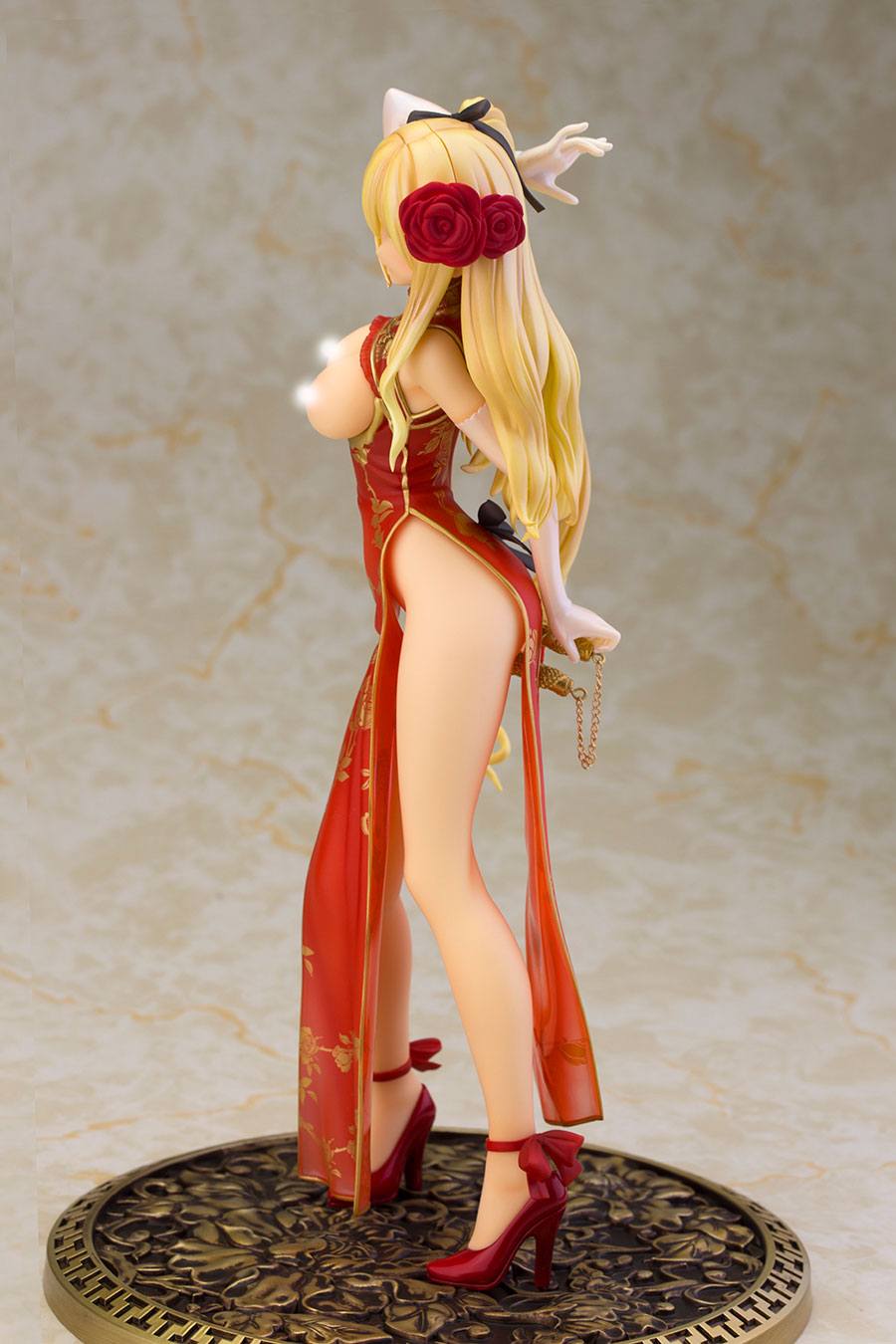 Descubre el apasionante mundo de Figura Hentai Art Girls Jin-Lian Red 27 cm.
