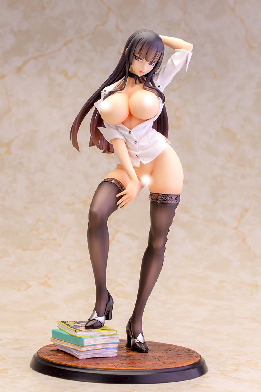 Descubre el apasionante mundo de Figura Hentai Ayame Illustration 29 cm.