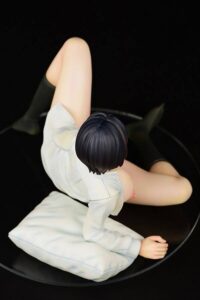 Descubre el apasionante mundo de Figura Hentai Initiation Rikako Oshikiri 12 cm.
