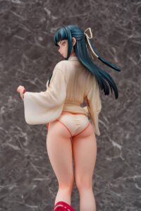 Descubre el apasionante mundo de Figura Hentai Iya na Kao Miko-san Iori Izumo 27 cm.